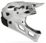 MET Parachute MCR MIPS 2022 Helmet - Image 3
